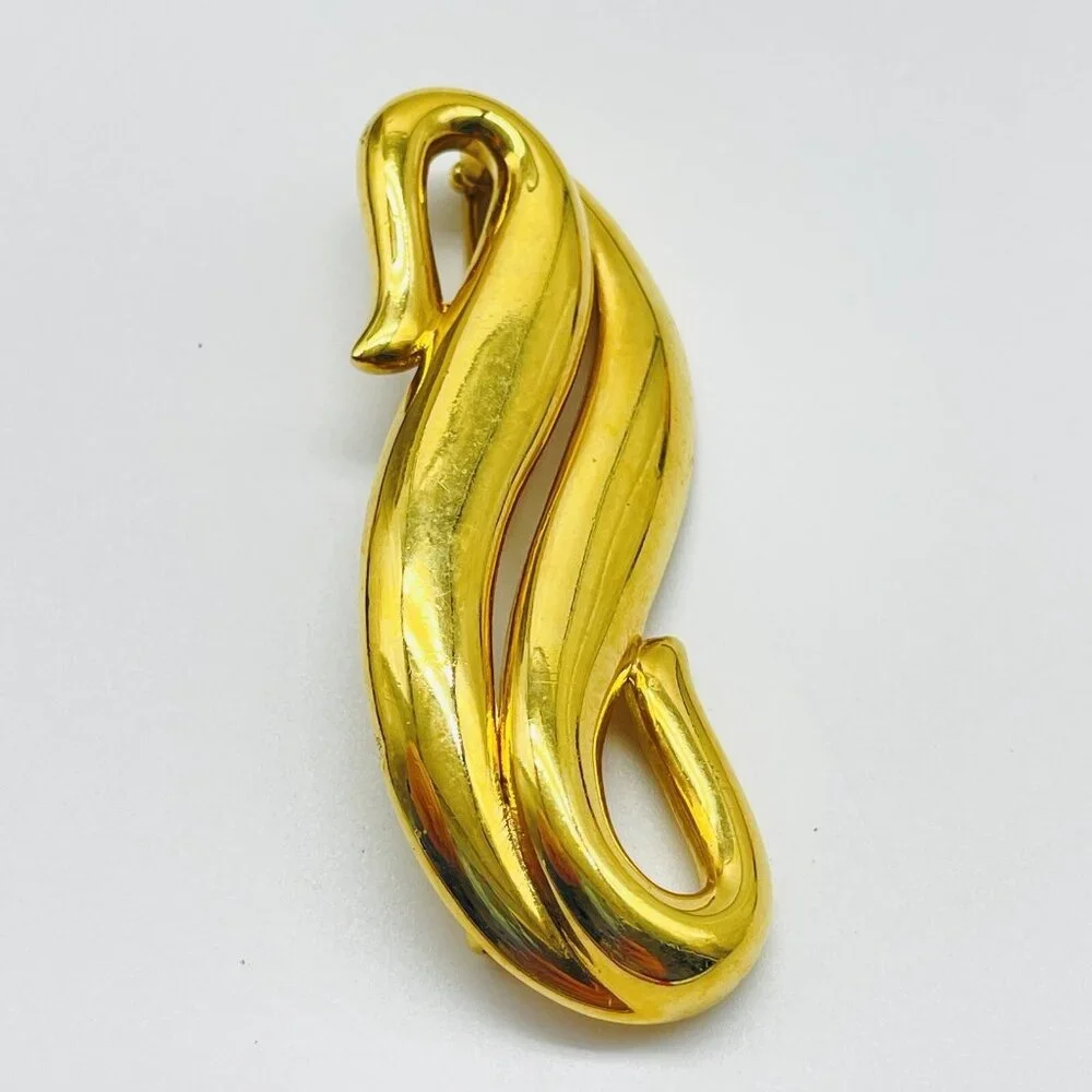 Signed MONET Brooch Gold Tone Abstract Swirl Vintage Designer Costume Jewelry